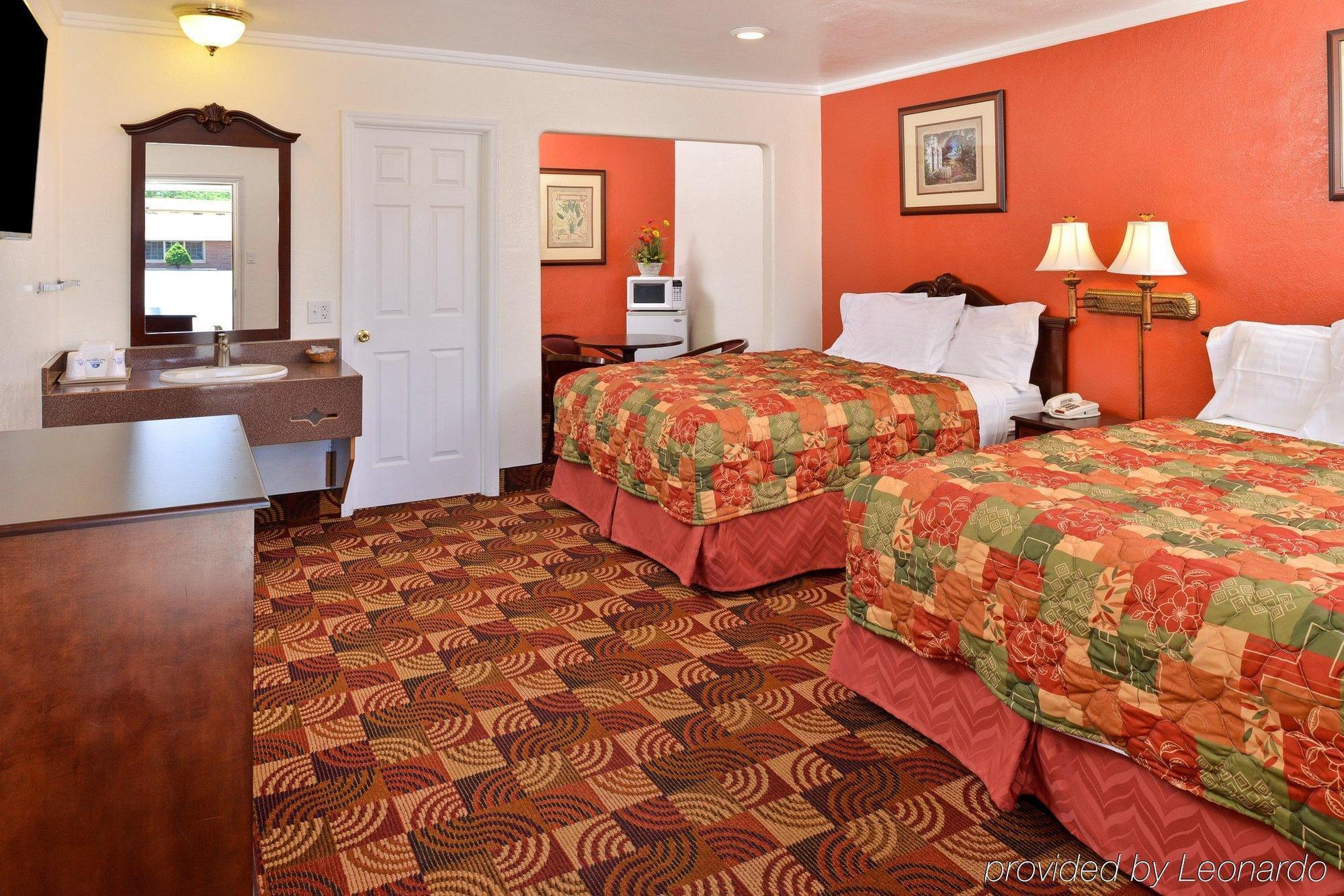 Americas Best Value Inn & Suites קלאמאת' פולס מראה חיצוני תמונה